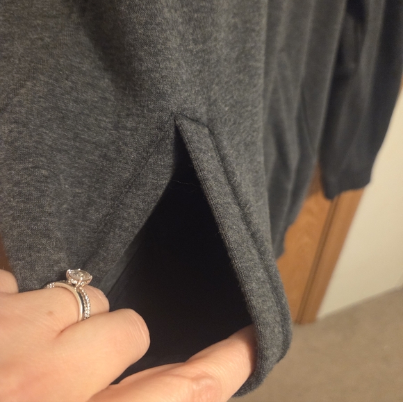 Lululemon Scuba Oversized Varsity Jacket Sz M/L Women's NWOT - Picture 4 of 8